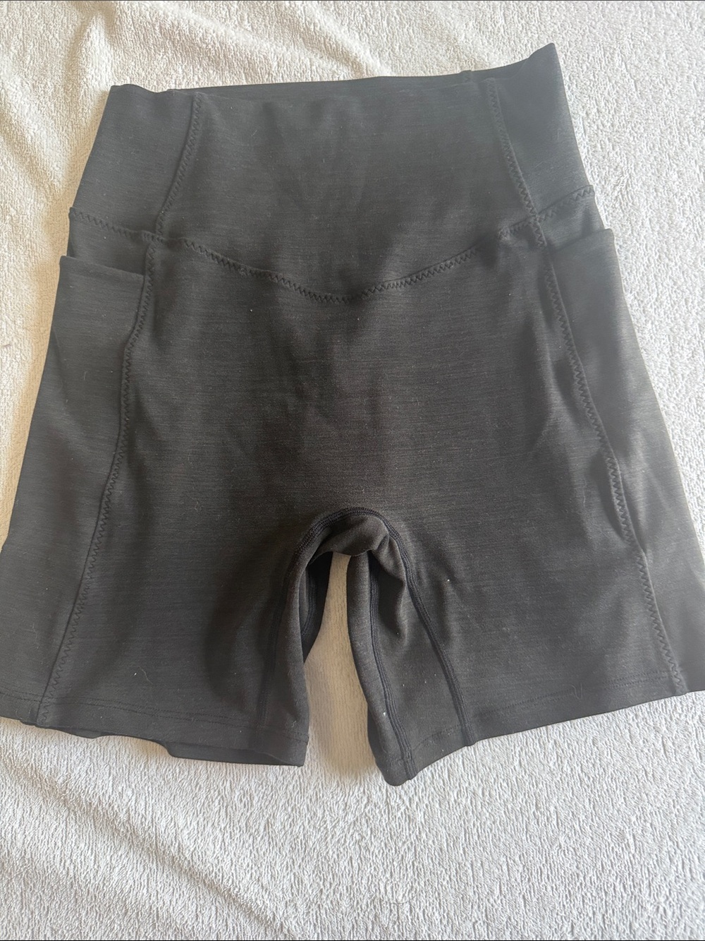 Women’s High-Rise Black Athletic Bike Shorts with Side Pockets